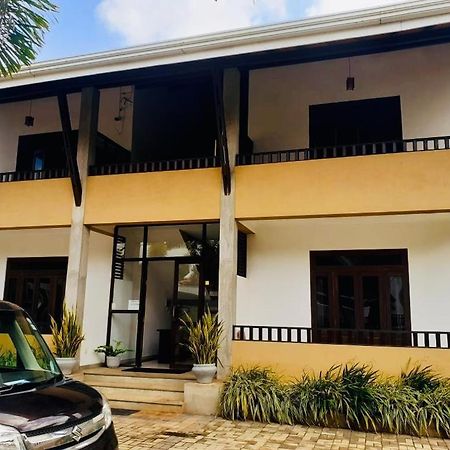 Sunrise Palace Negombo Luaran gambar