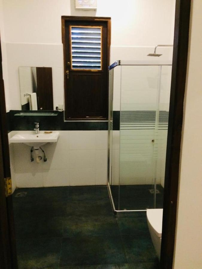 Sunrise Palace Negombo Luaran gambar