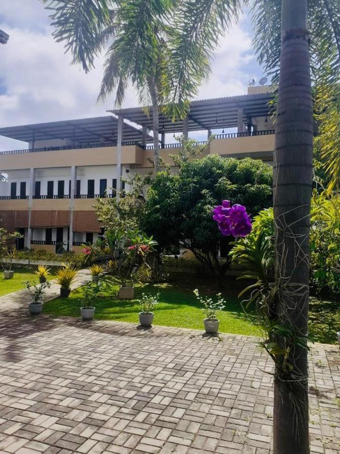 Sunrise Palace Negombo Luaran gambar