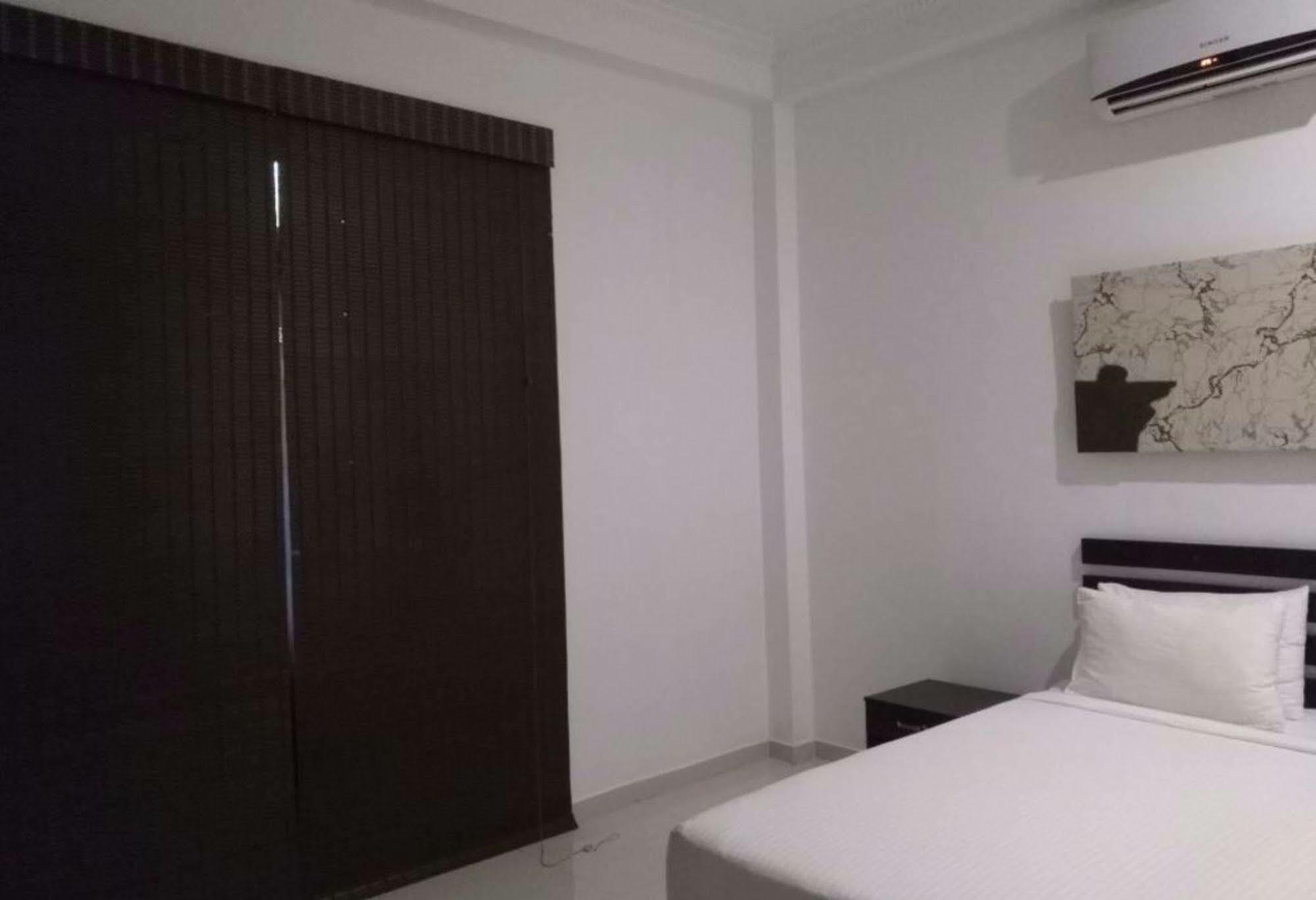 Sunrise Palace Negombo Luaran gambar