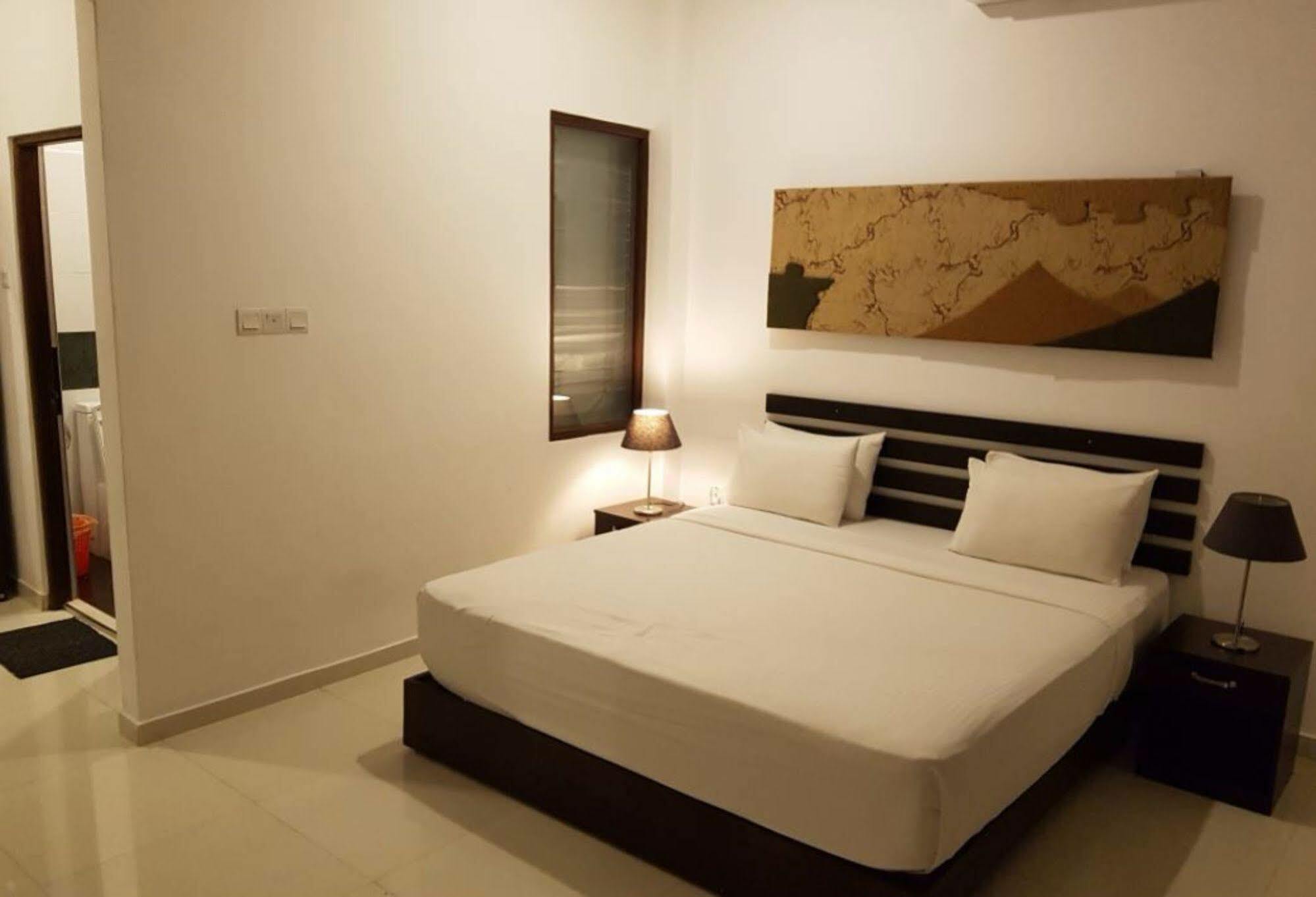 Sunrise Palace Negombo Luaran gambar